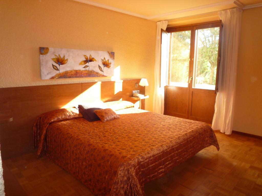 Hotel Yamaguchi Sangüesa Zimmer foto